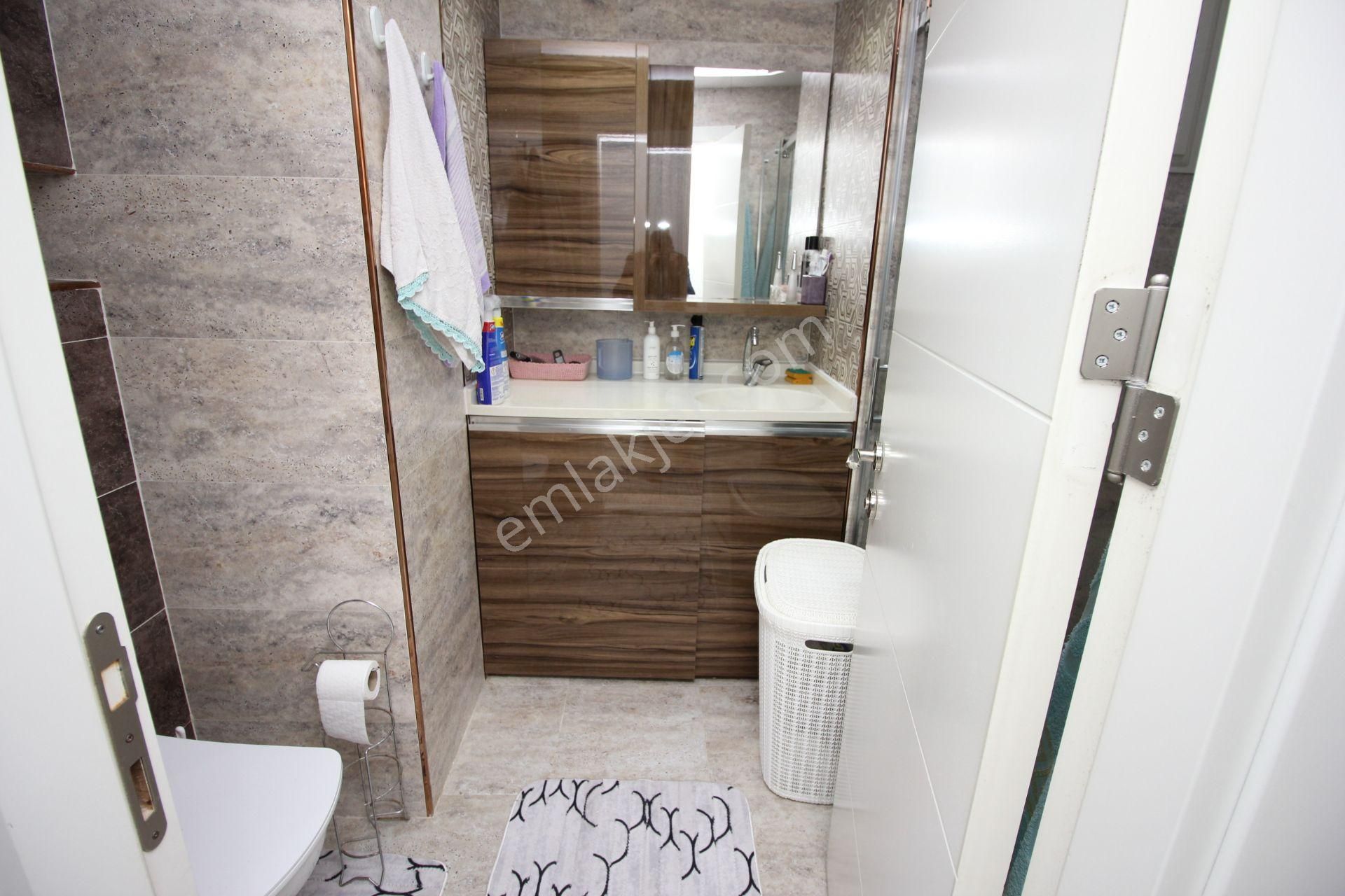 Buca Fırat Mah Zübeyda Hanım Okula Ve Seyfi Demirsoy Has Yakın 3+1 Geniş Satılık Daire - Görsel 24