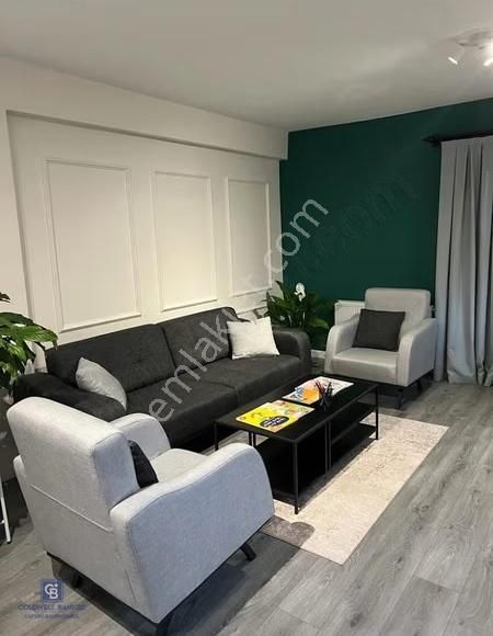 Üsküdar'da Muhteşem Üç Katlı Müstakil Ev - Görsel 9