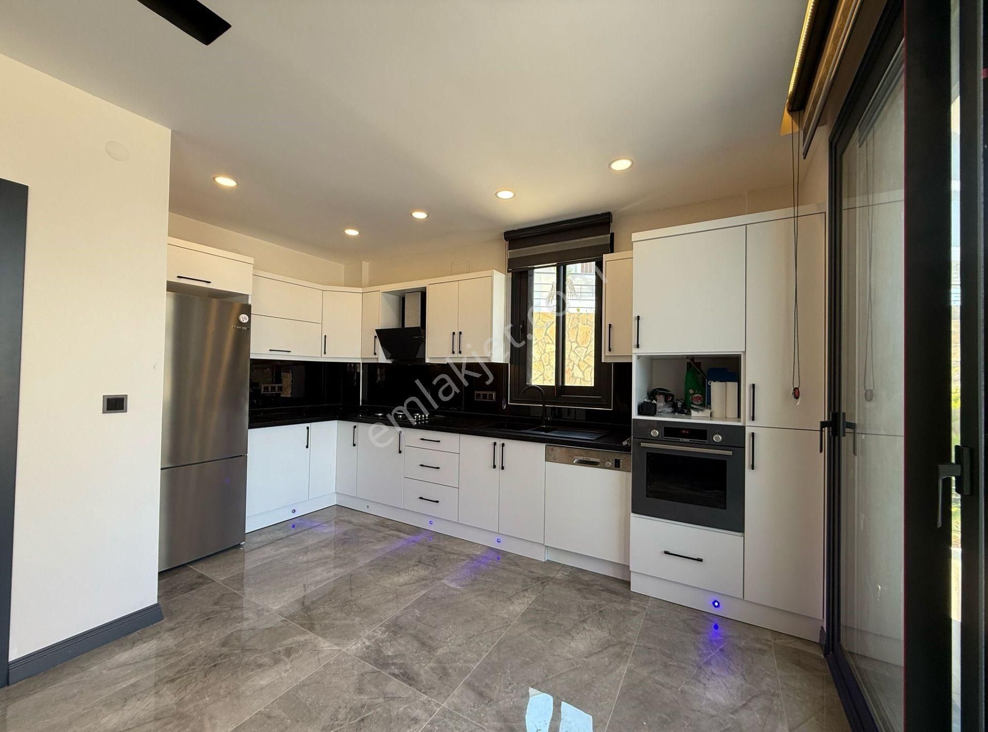 Deniz Ve Doğa Manzaralı Müstakil Havuzlu Lüx Villa - Görsel 31