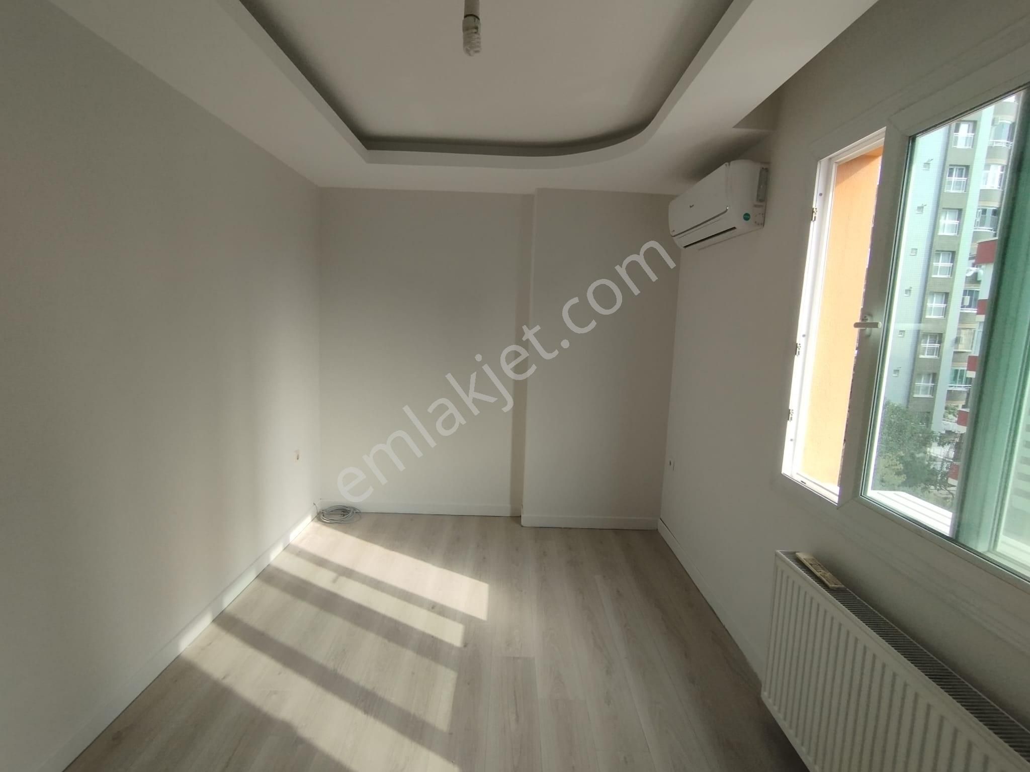 Kenan Evren Bulvarına Yakın Yeni Binada Cephesi Açık Yatırımlık Lüks Daire - Görsel 10