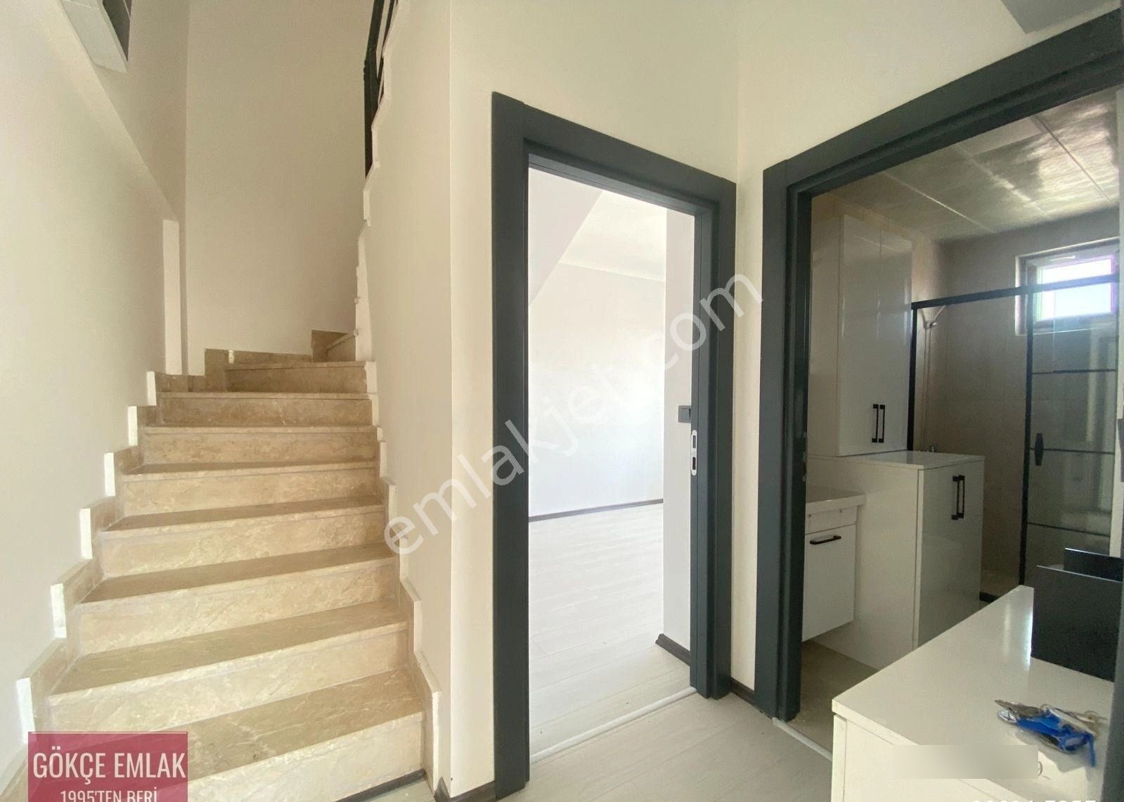 Gökçe Emlak'tn Sarayda Sıfır Yapı 2+1 Satılık Teras Dublex Daire - Görsel 4