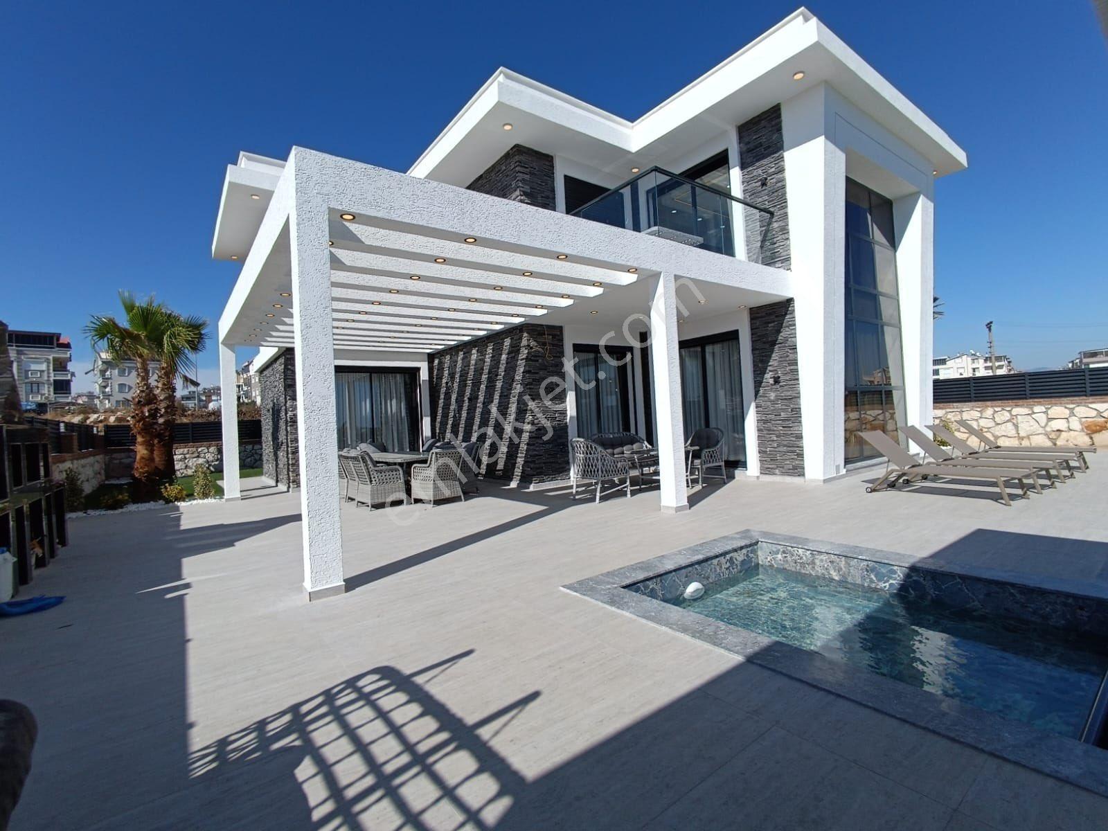 Didim Efelerde Havuzlu Villa - Görsel 2