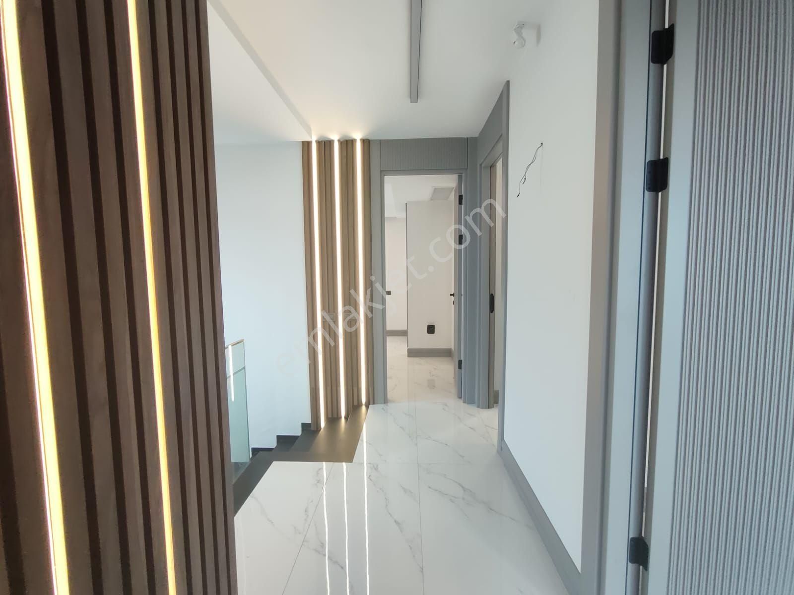 Kuşadası Soğucak'ta Müstakil Özel Havuzlu Ultra Lüks Sıfır 4+1 Villa - Görsel 9