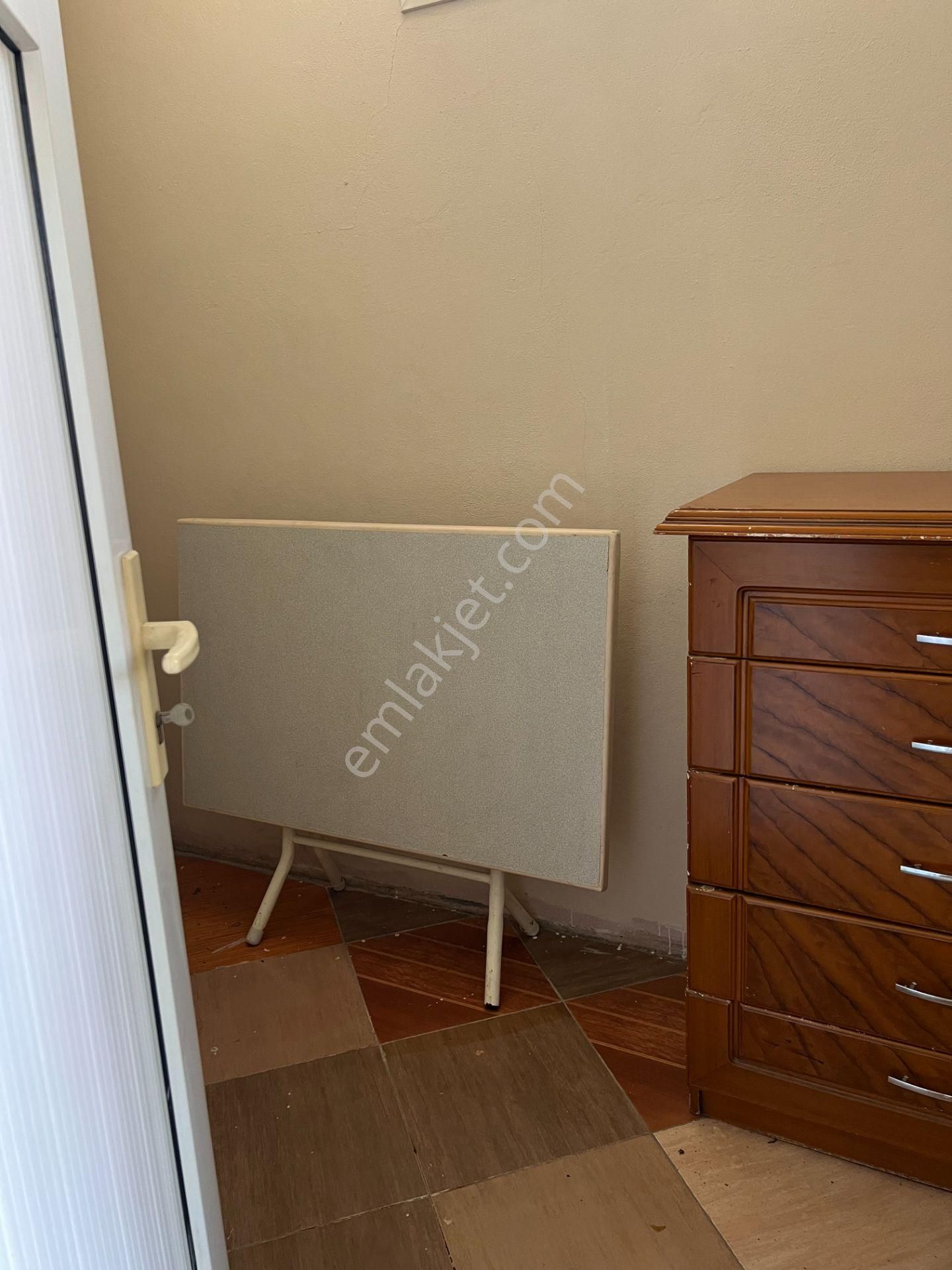 Cumhuriyet Mahallesinde Kiralık 3+1 Daire - Görsel 12