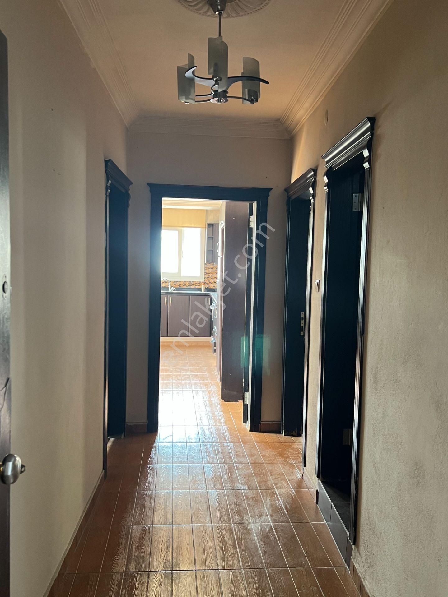 Cumhuriyet Mahallesinde Kiralık 3+1 Daire - Görsel 23