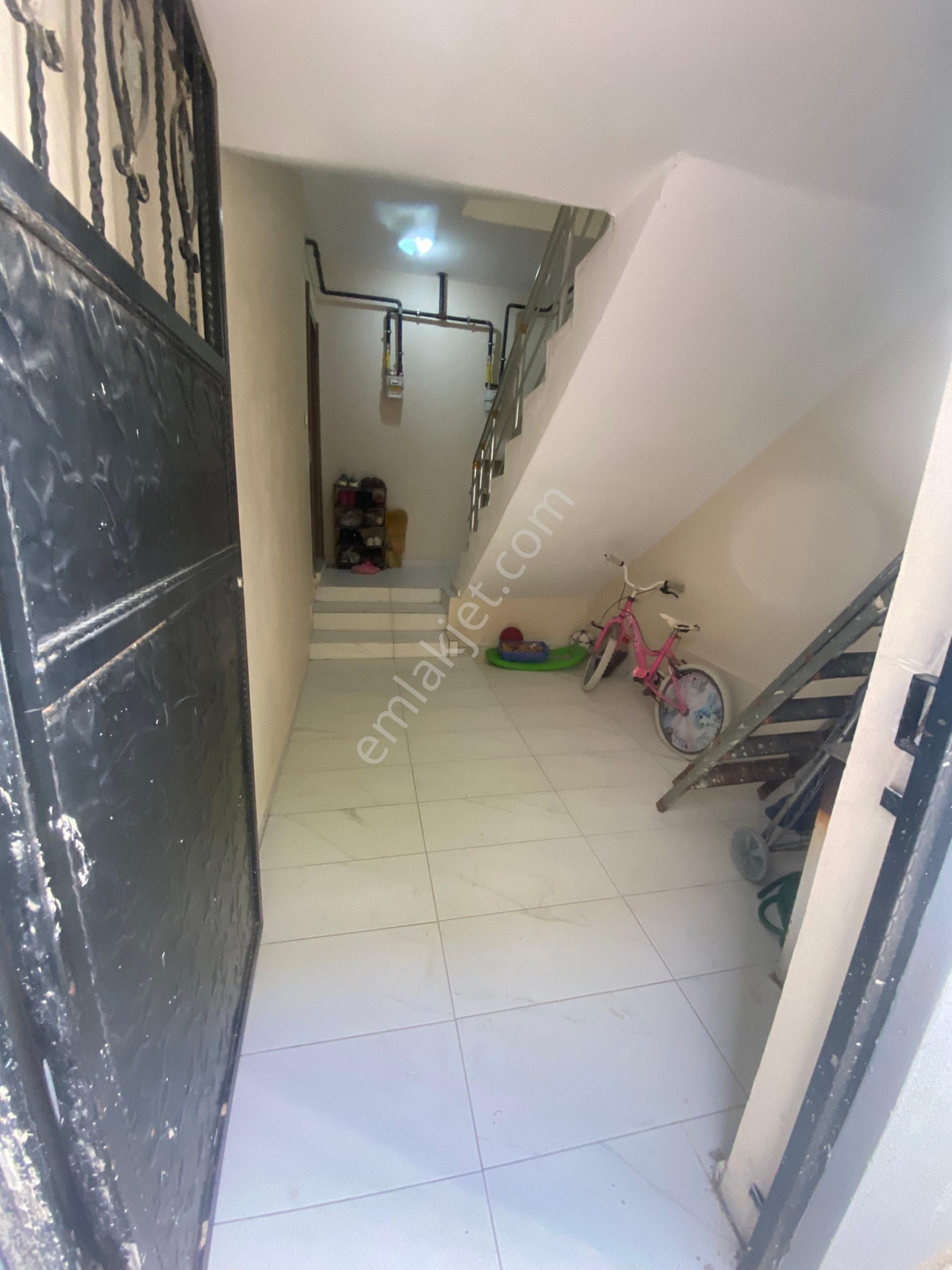 Atc'den Gültepe'de Palalı Camisi İlerisi 2+1 Km Kiralık Müstakil Daire - Görsel 12