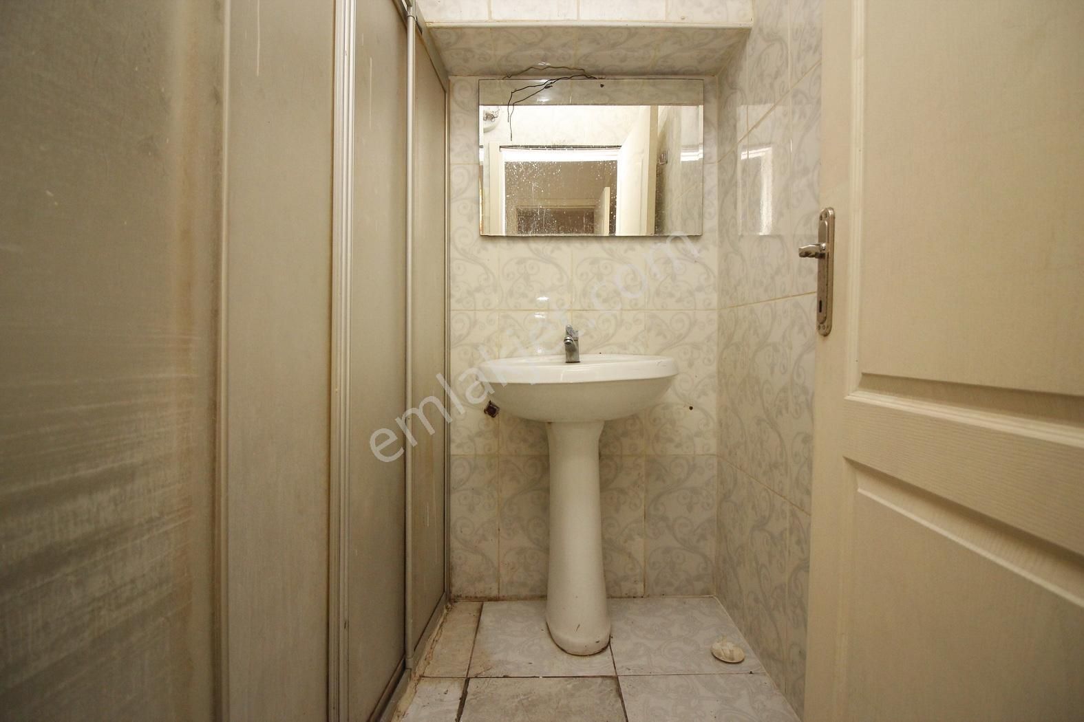 Bahçelievler'de Kat Eksiği Olan Kentsel Dönüşüme Hazır 2+1 Daire - Görsel 11