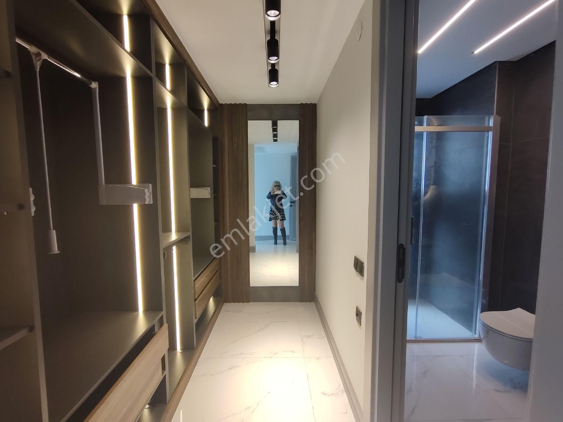 Kuşadası Soğucak'ta Özel Havuzlu 4+1 Ultra Lüks Villa - Görsel 19