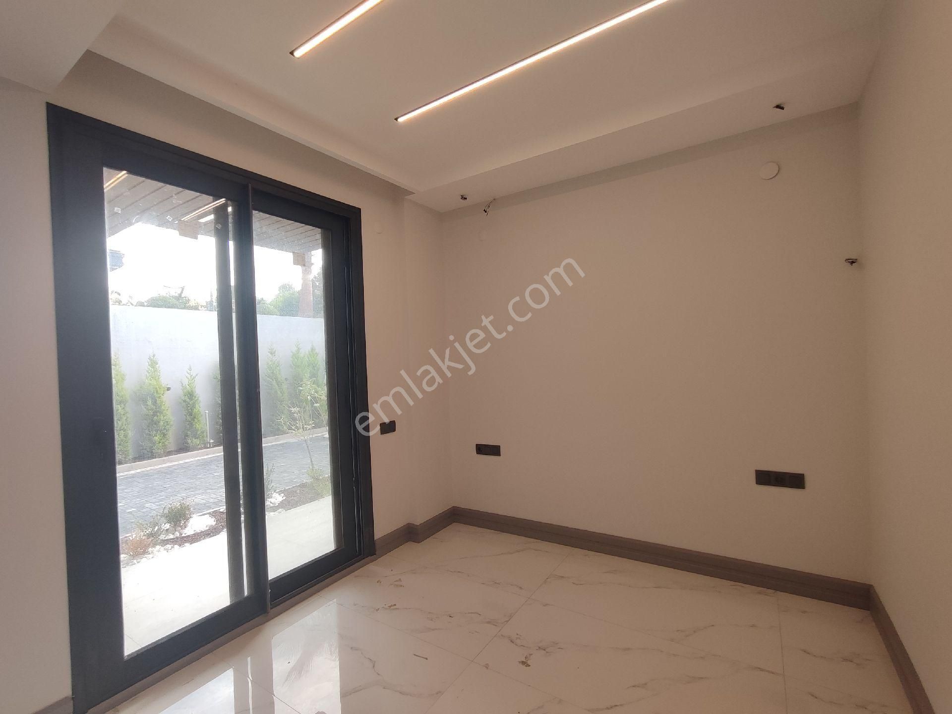 Kuşadası Soğucak'ta Özel Havuzlu 4+1 Ultra Lüks Villa - Görsel 33