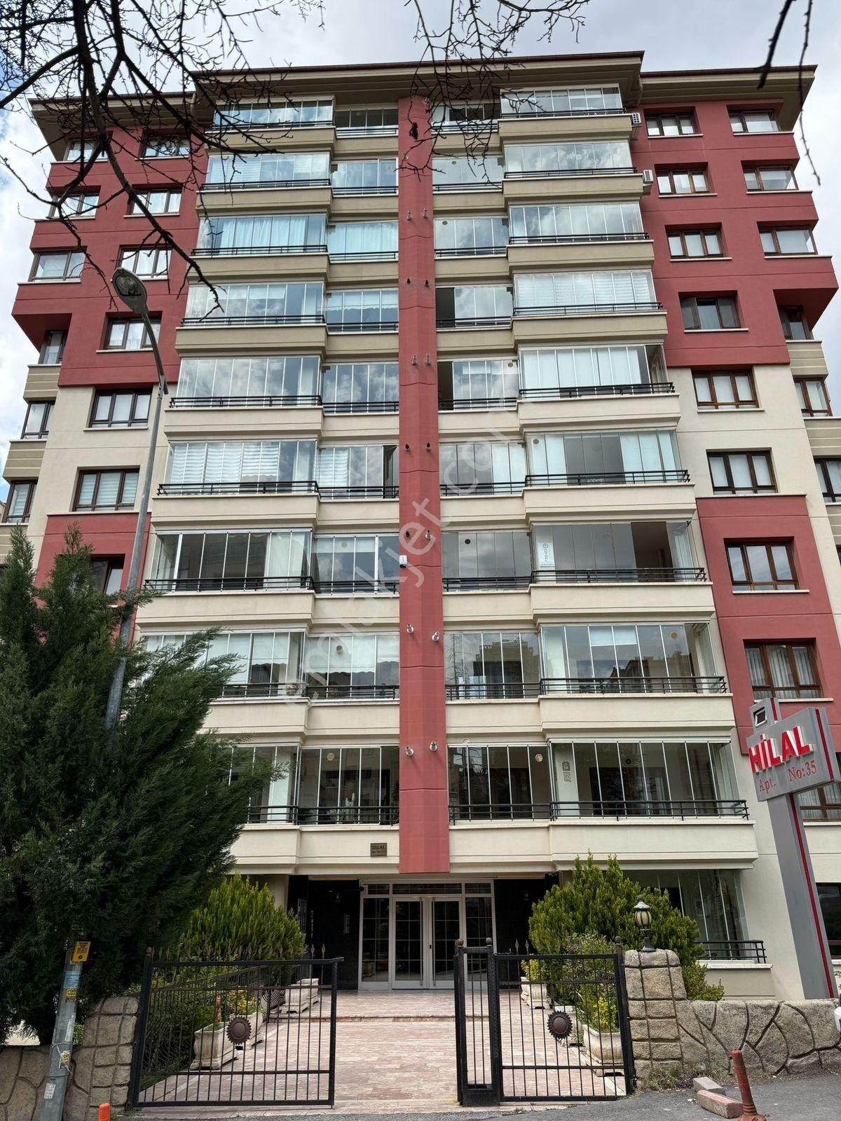 Çukurambar'da 4+1 Kiralık Ultra Lüks Mimar Tasarımlı Yapılı Ofis - Görsel 18