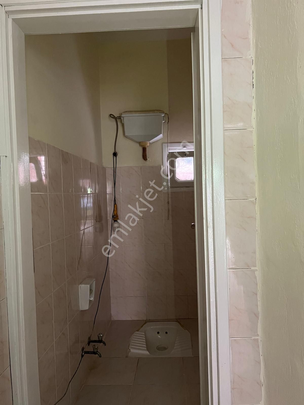 Haydaroğlu Mahallesinde 2+1 Kiralık Zemin Kat Daire - Görsel 14