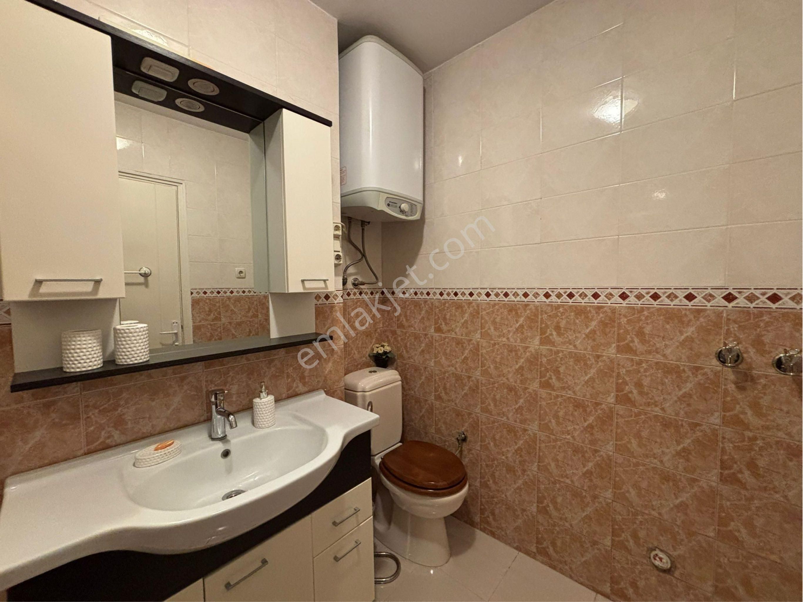 Alsancak Kültür Mahallesinde Otoparklı 3+1 Eşyalı Kiralık Daire - Görsel 15