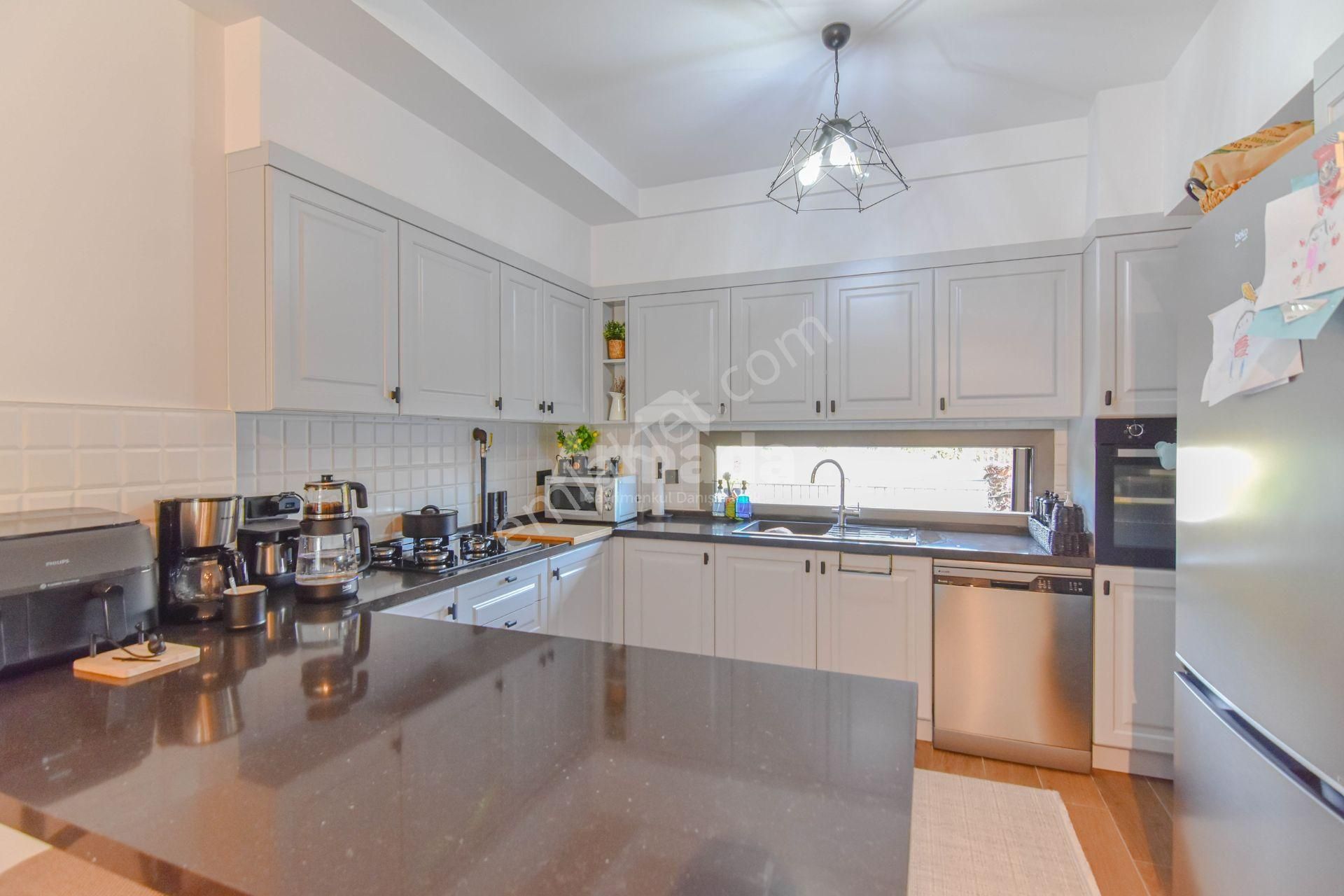 Kuşadası Karaova Sun Hılls (storıa) Villalarında 4+1 Lüks Villa - Görsel 15