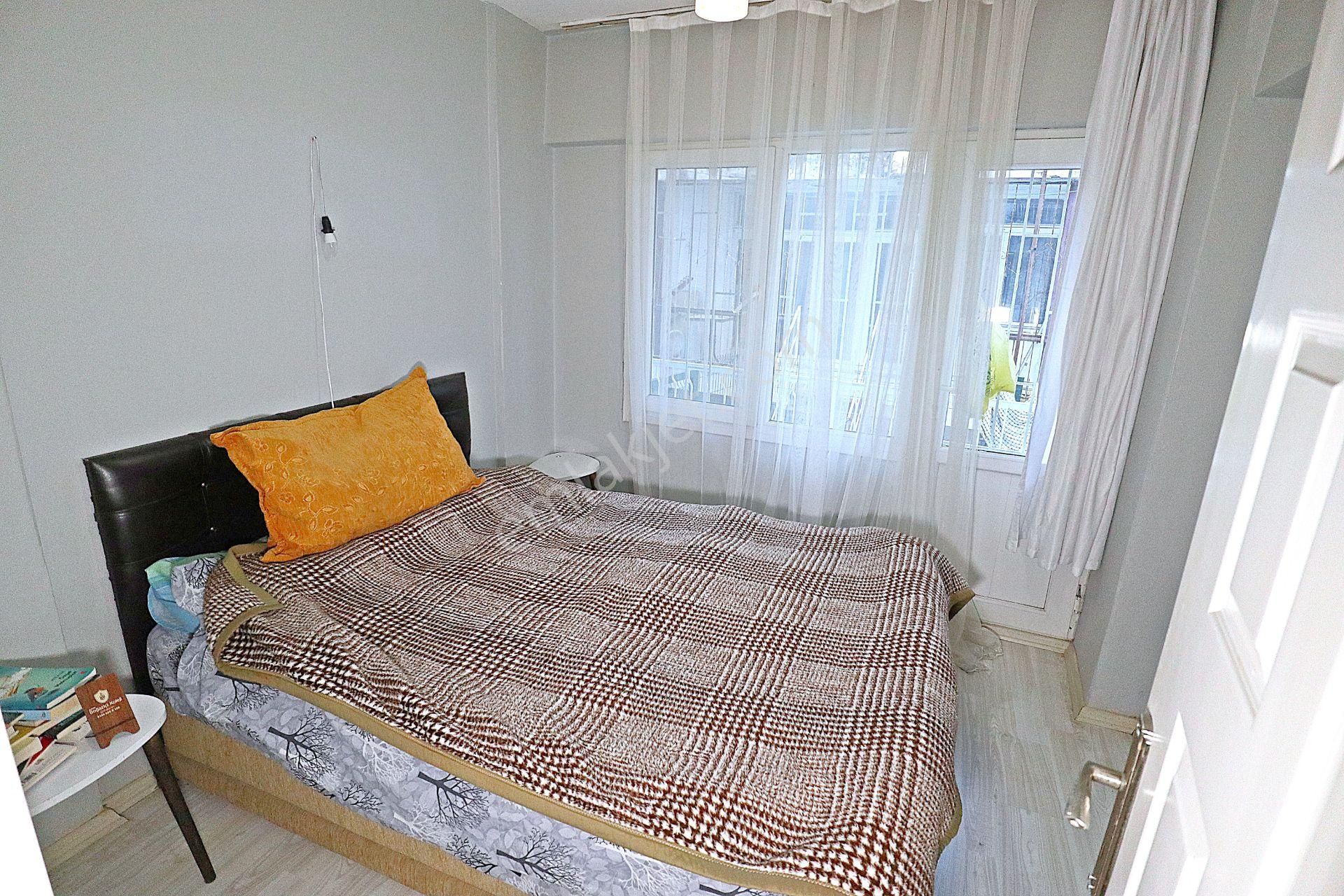 Simge Emlak Mithatpaşa Cad.sahil Yakını Bahçeli Daire - Görsel 18