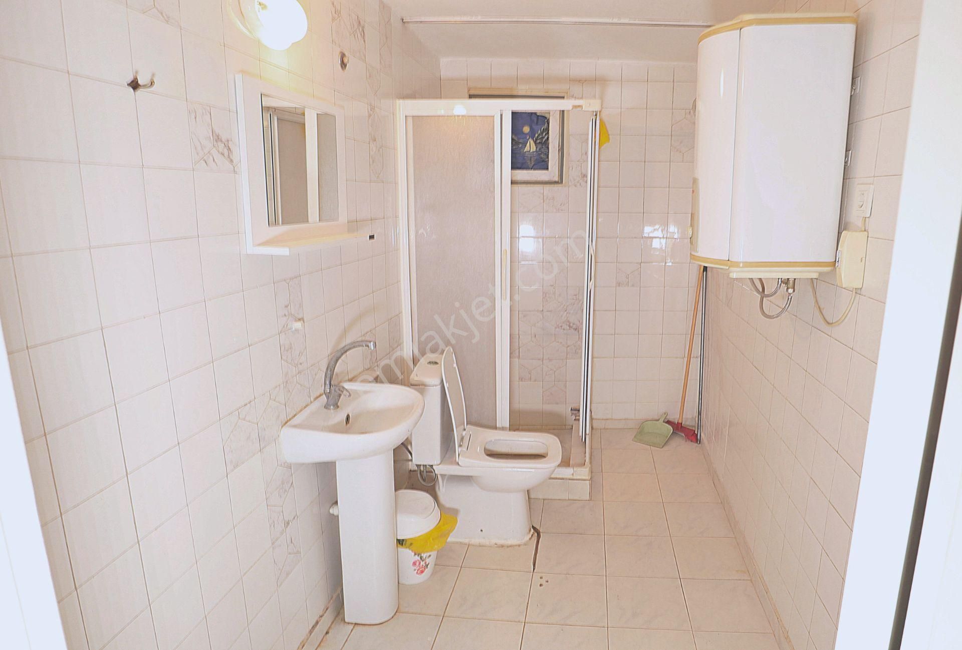 Simge Emlak Mithatpaşa Cad.sahil Yakını Bahçeli Daire - Görsel 11