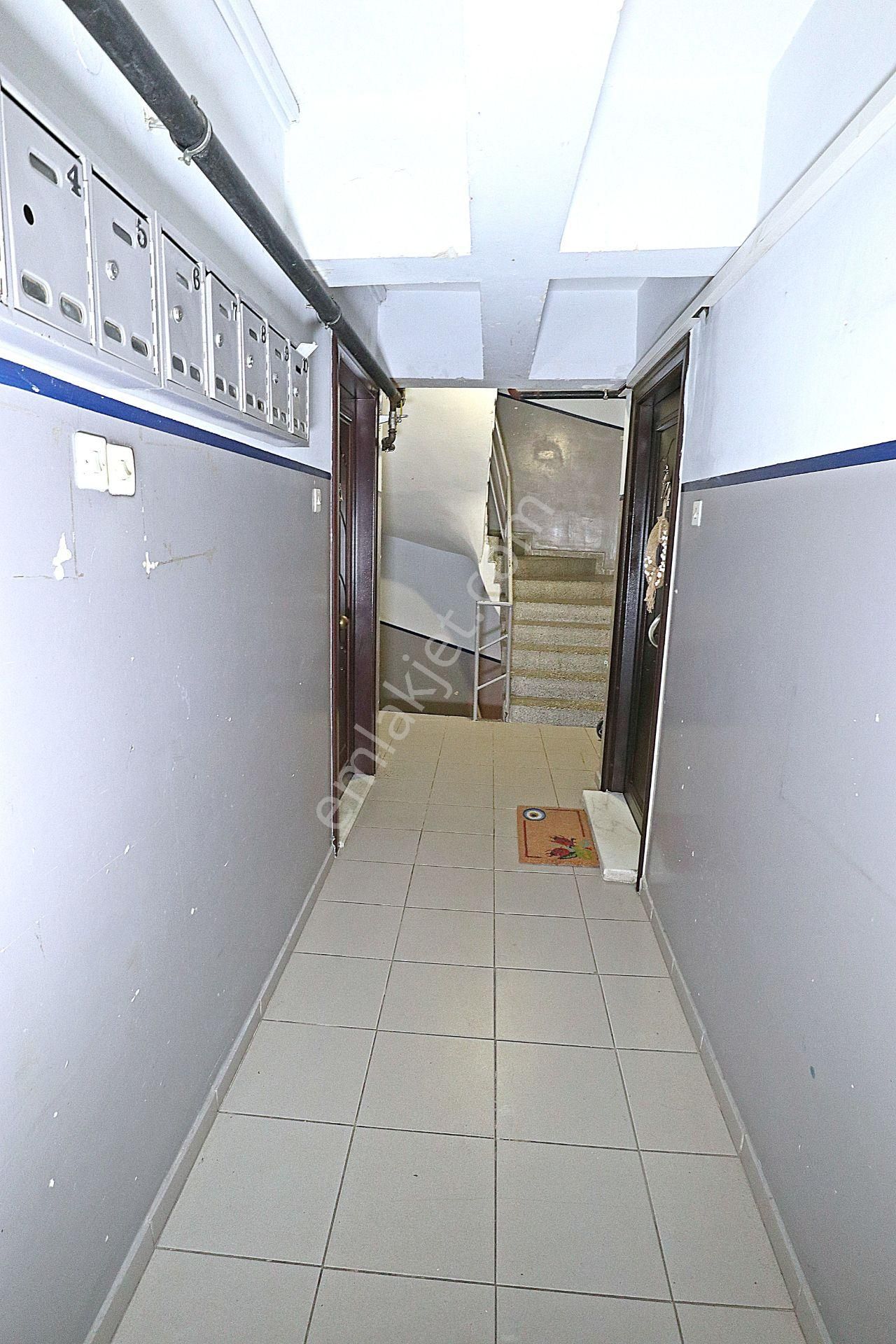 Simge Emlak Mithatpaşa Cad.sahil Yakını Bahçeli Daire - Görsel 27