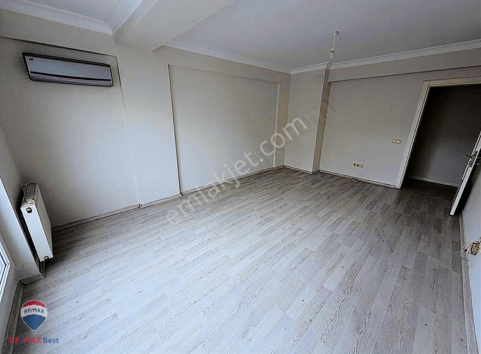 Remax Best Ofisinden Örnekköy'de Kiralık Geniş Daire - Görsel 16