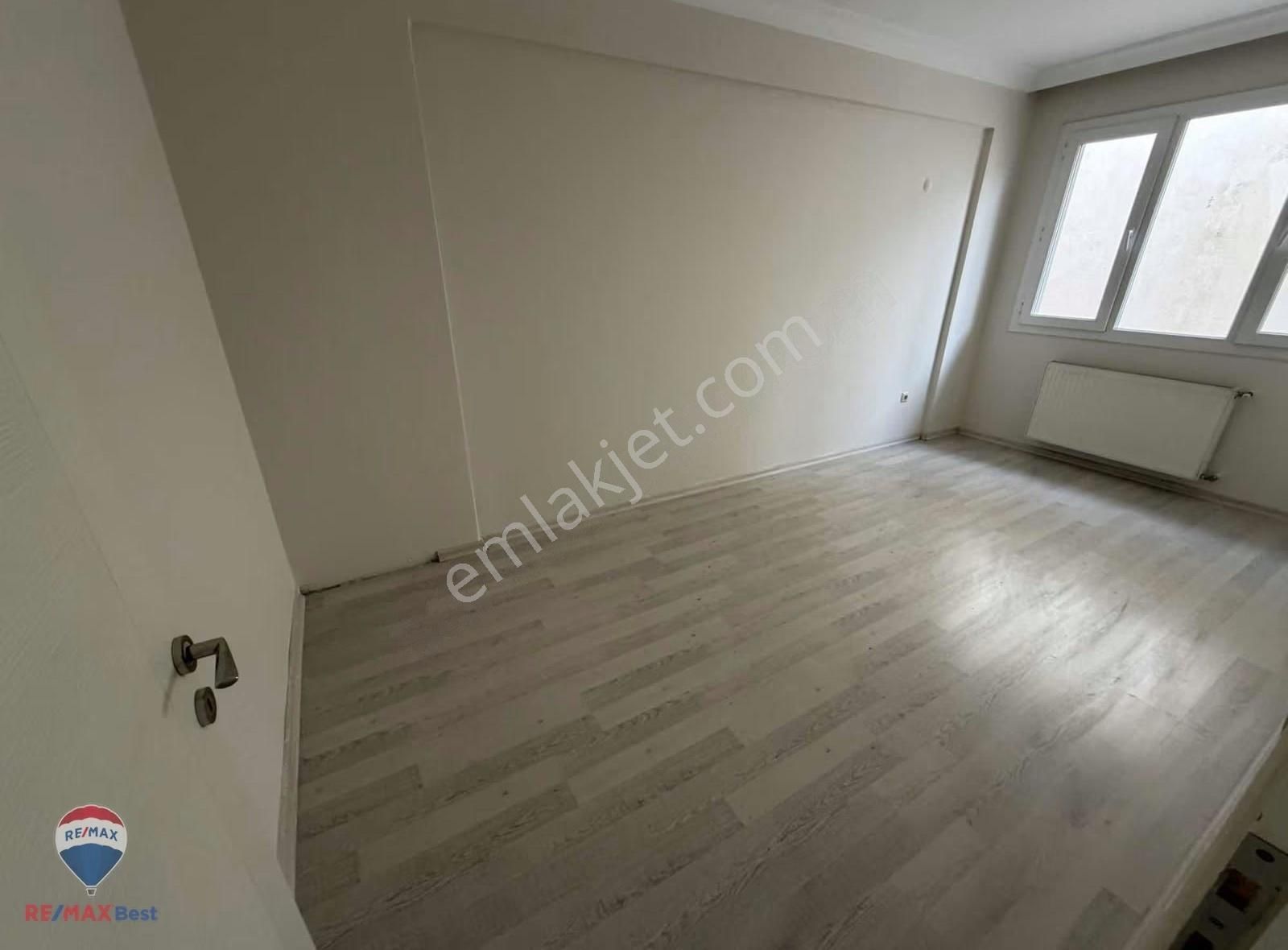 Remax Best Ofisinden Örnekköy'de Kiralık Geniş Daire - Görsel 15