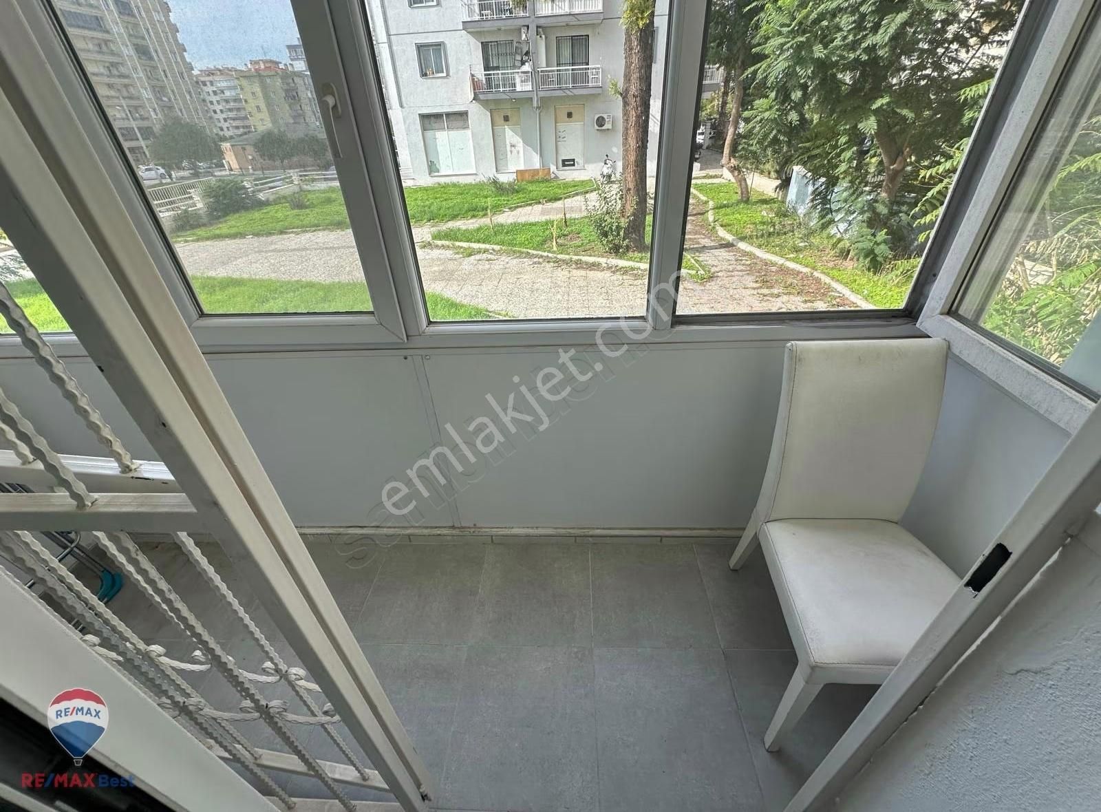 84 Remax Best'ten Bayraklı Soğukkuyu'da Satılık 3+1 Daire - Görsel 26