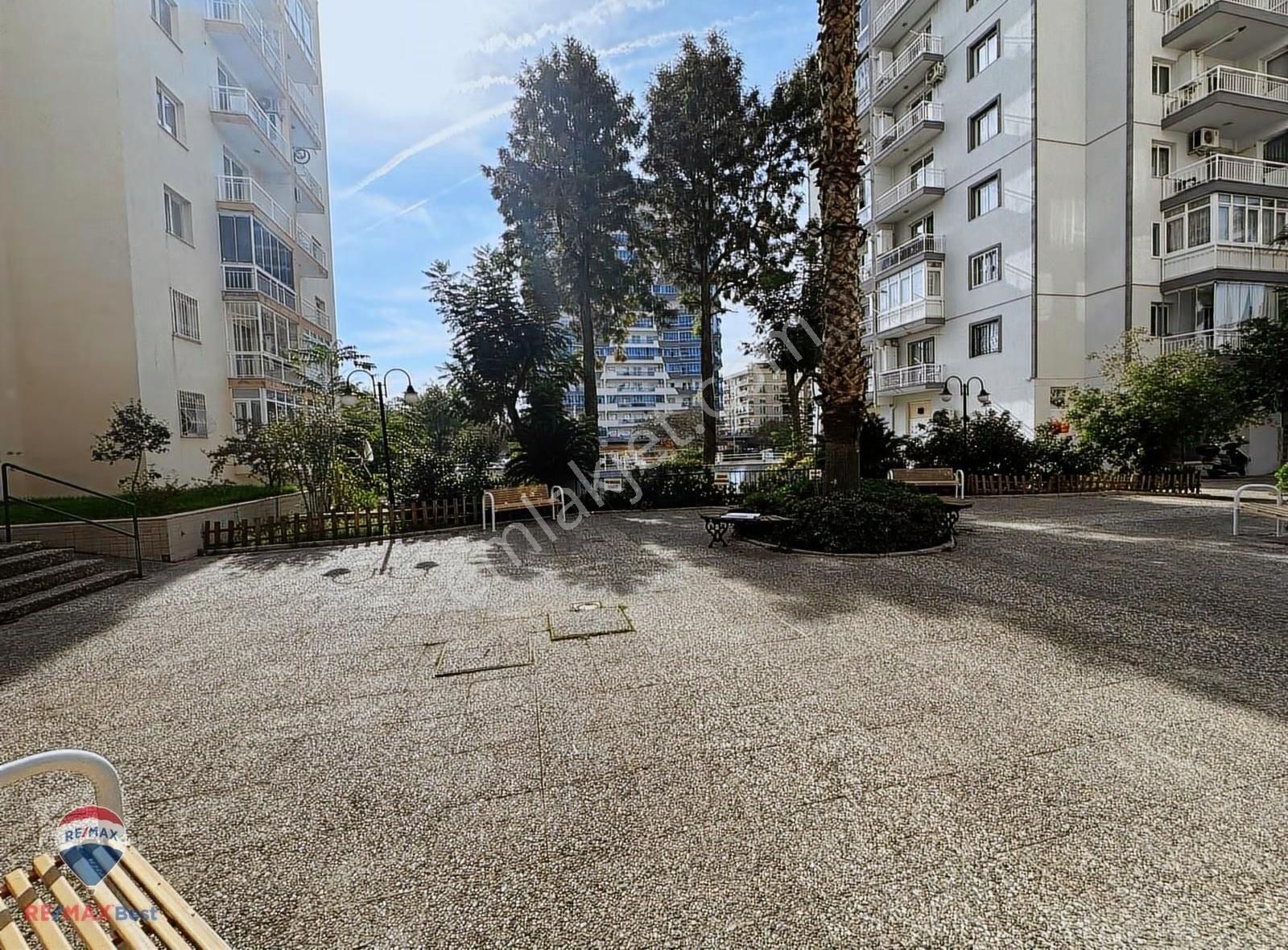 84 Remax Best'ten Bayraklı Soğukkuyu'da Satılık 3+1 Daire - Görsel 21