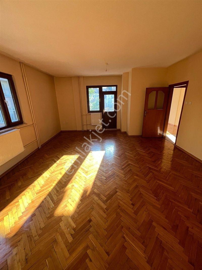 Osmangazi Çekirge'de Dolmuşa Yakın 3+1 Kiralık Daire - Görsel 7