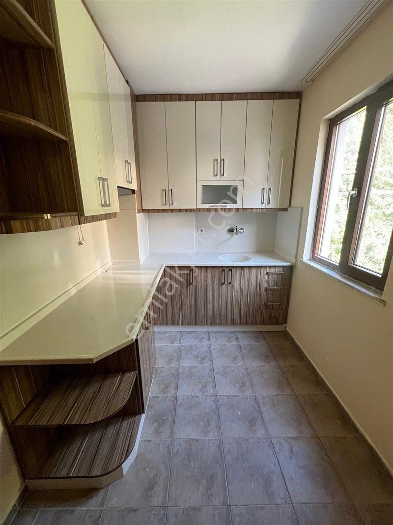 Osmangazi Çekirge'de Dolmuşa Yakın 3+1 Kiralık Daire - Görsel 18