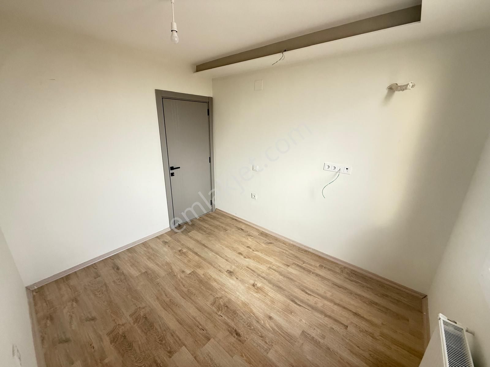 İz'den Bulvar Üzeri Site Nizamiye Havuz Dahil Site Konsept - Görsel 9