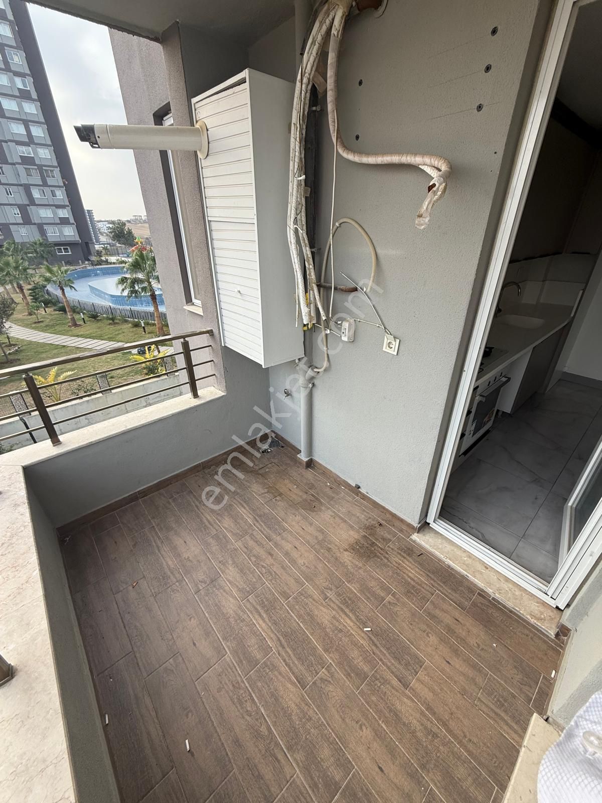 İz'den Bulvar Üzeri Site Nizamiye Havuz Dahil Site Konsept - Görsel 15