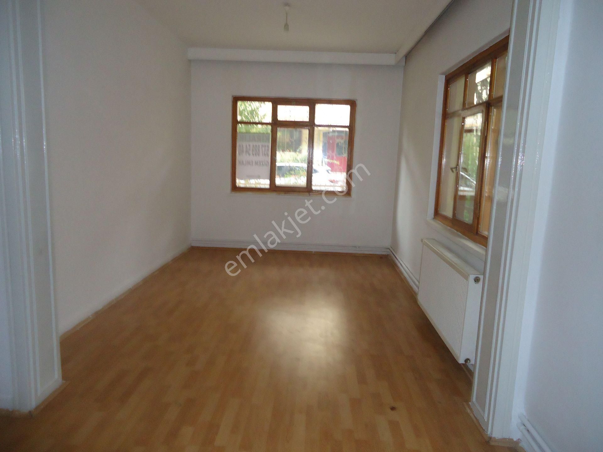 Aydınlıkevlerde Satrılık Daire Gizem Emlaktan - Görsel 8