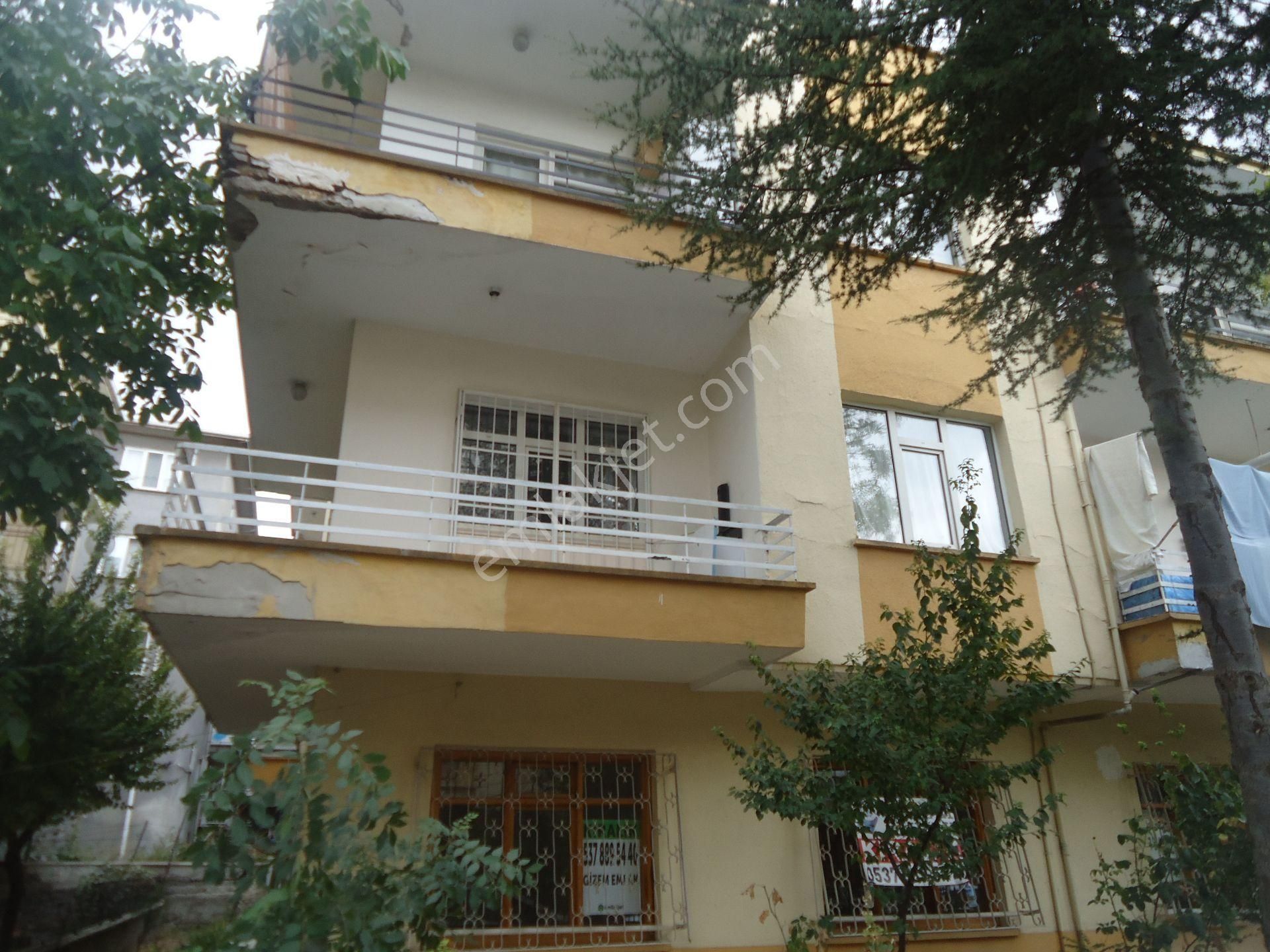 Aydınlıkevlerde Satrılık Daire Gizem Emlaktan - Görsel 21