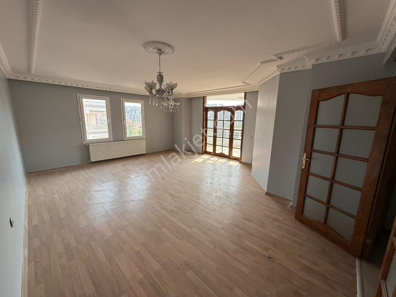 Yaşarsoy Gyo'dan K.köprü Alibaba Onur Sitesi 4+1 Arakat Daire