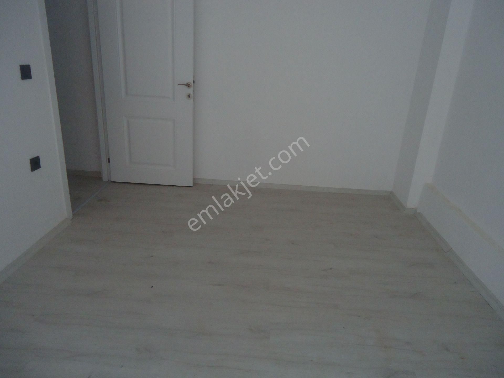 Aydınlıkevlerde Sıfır2+1 Satılık Daire Gizem Emlaktan - Görsel 17