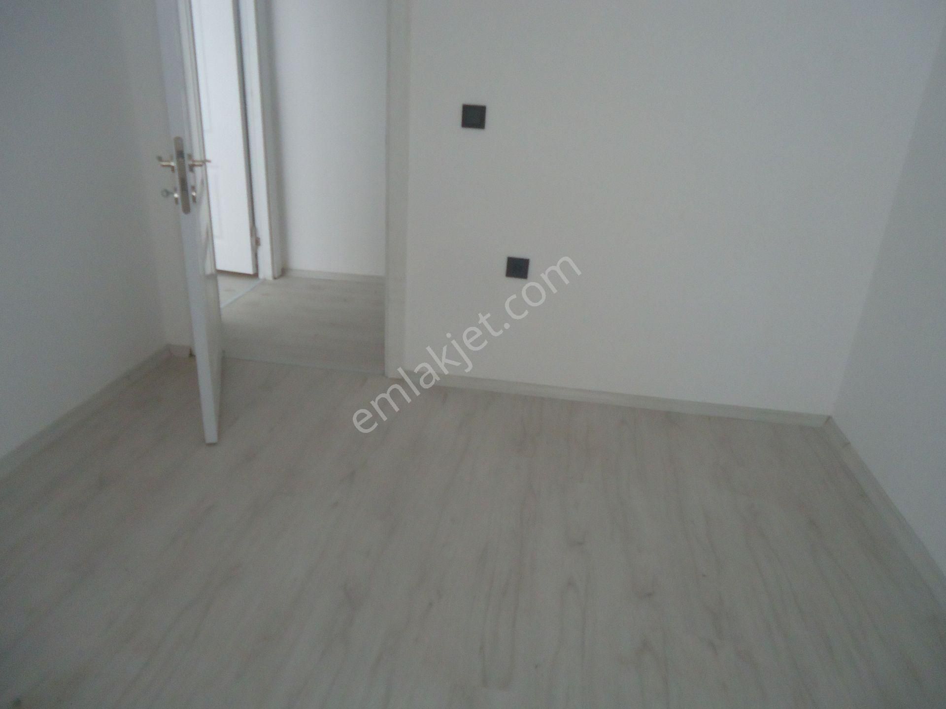 Aydınlıkevlerde Sıfır2+1 Satılık Daire Gizem Emlaktan - Görsel 11