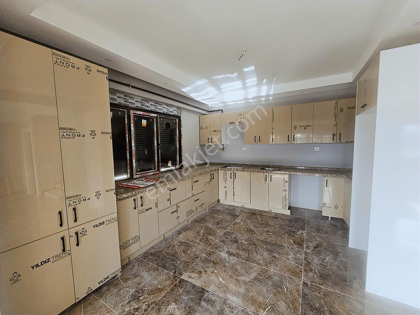 Nur Gayrimenkul'den Uskumruköy'de Kiralık 5+1 260 M2 Sıfır Villa - Görsel 9