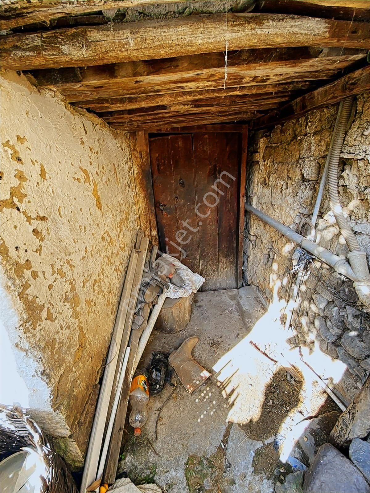 Bergama Karalar Köyü Fırsat Köy Evi - Görsel 19