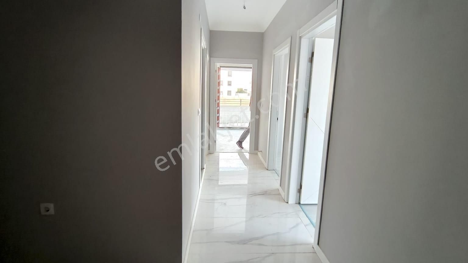 İzmir Torbalı Pancarda Satılık Sıfır 2+1 Y.giriş Daire İzbana Yakın - Görsel 4