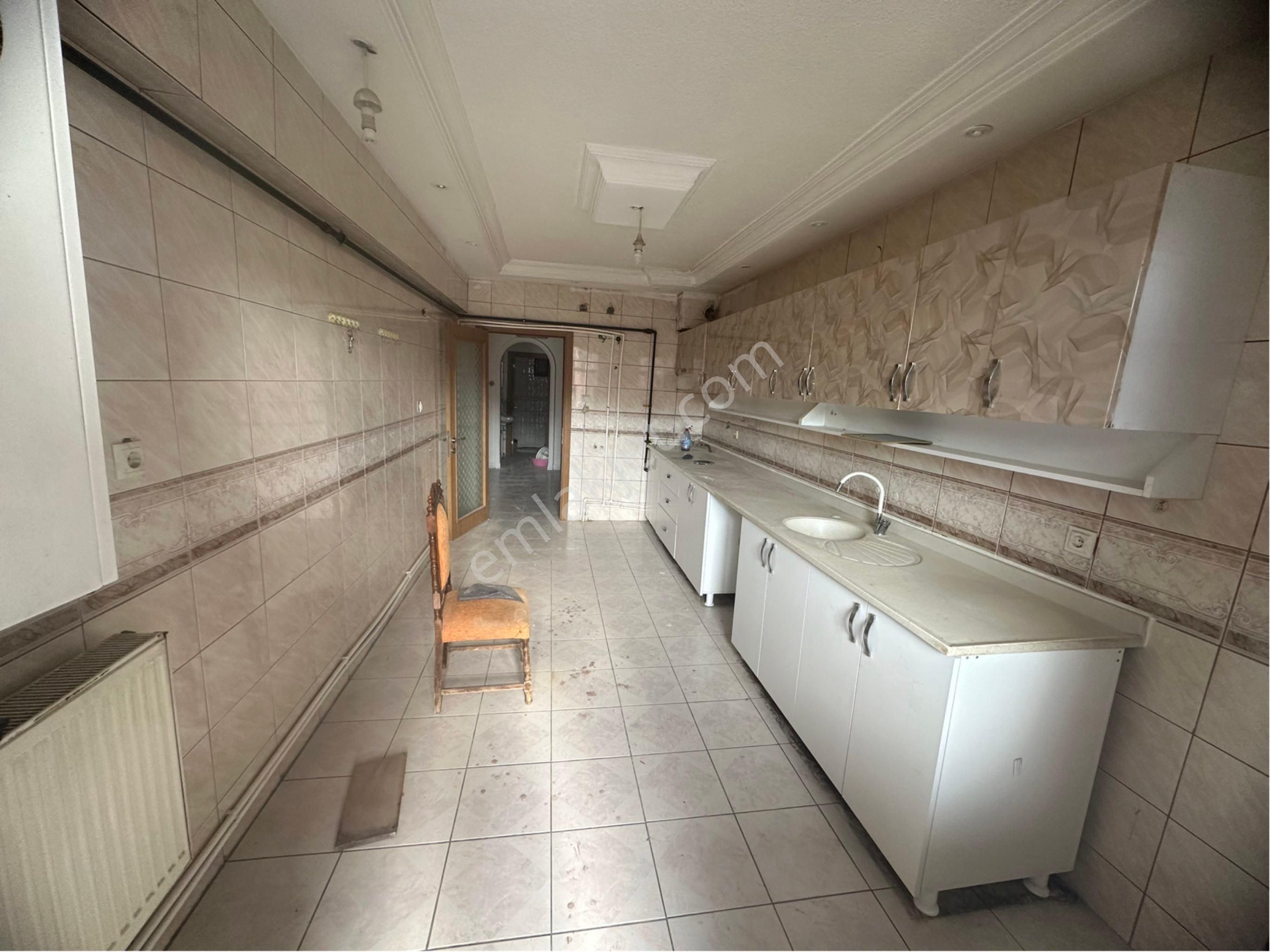 Mecidiye Metrosunun Dibinde 3+1 Geniş Kiralık Daire - Görsel 25