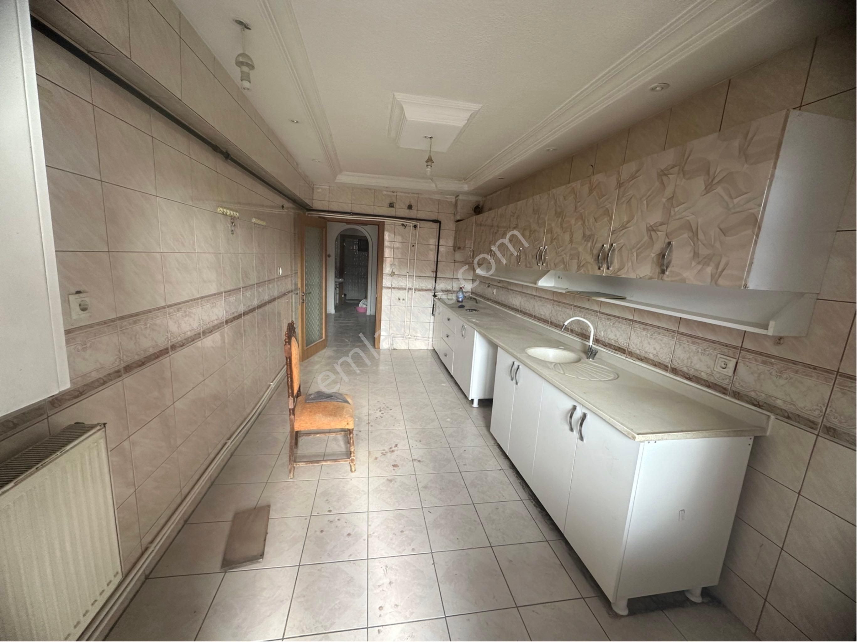 Mecidiye Metrosunun Dibinde 3+1 Geniş Kiralık Daire - Görsel 24