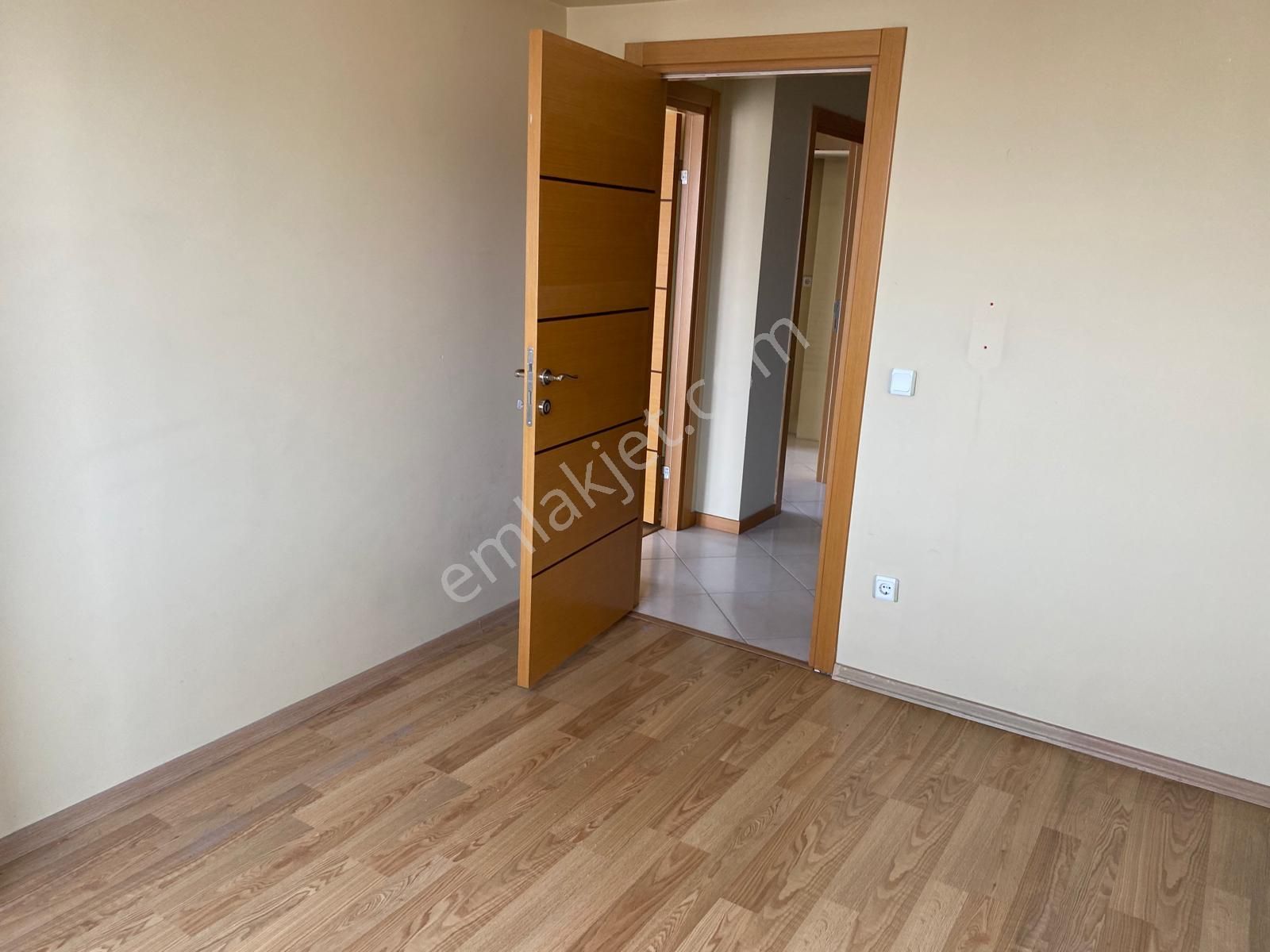 Ümraniye Çamlık 2+1 Kiralık Daire - Görsel 19