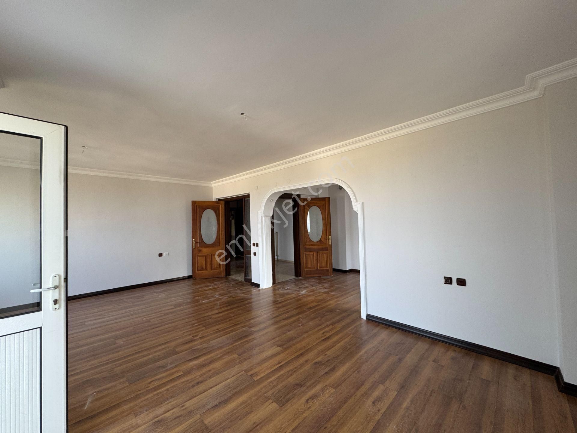 Trabzon 1 Nolu Beşirli Mahallesi Deniz Manzaralı 3.5+1 Kiralık Konut - Görsel 17