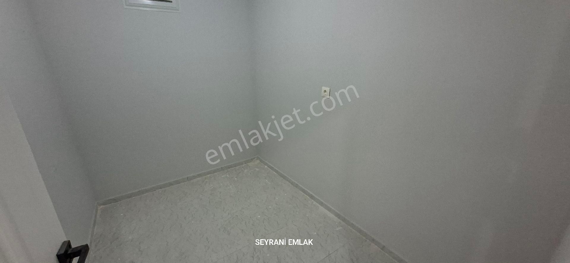 Develi Çarşı Merkezinde Satılık 3+1 Çok Geniş Orta Kat - Görsel 4