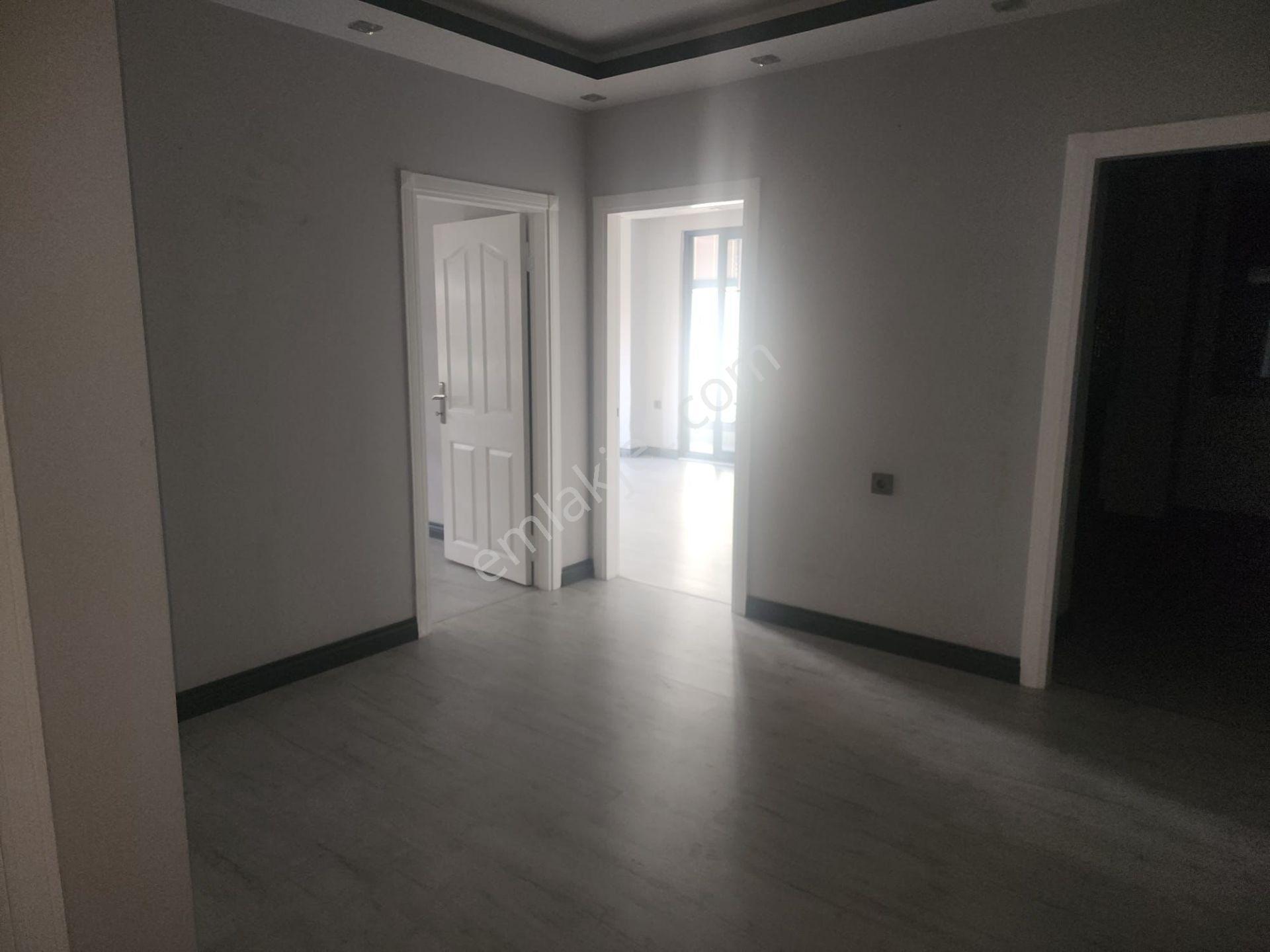 Şehrin Göbeğinde Markantalya Karşısı , Tamamen Yenilenmiş Geniş 2+1 Daire - Görsel 25