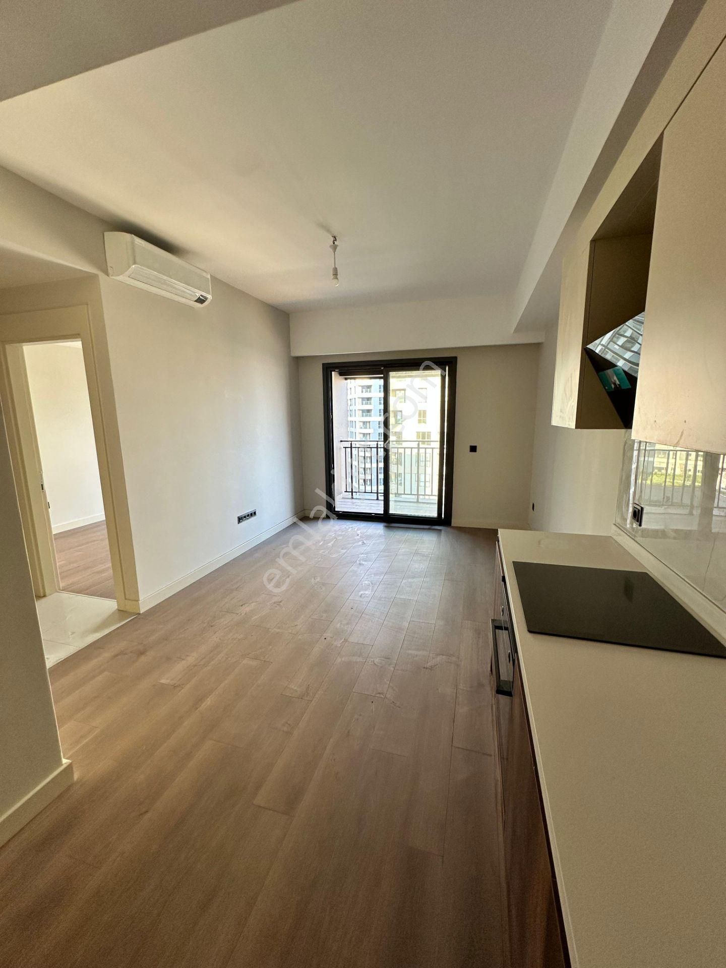 Ram's Cıty Haliç'te Deniz & Adalar & Peyzaj Manzaralı 1 + 1 - Görsel 7