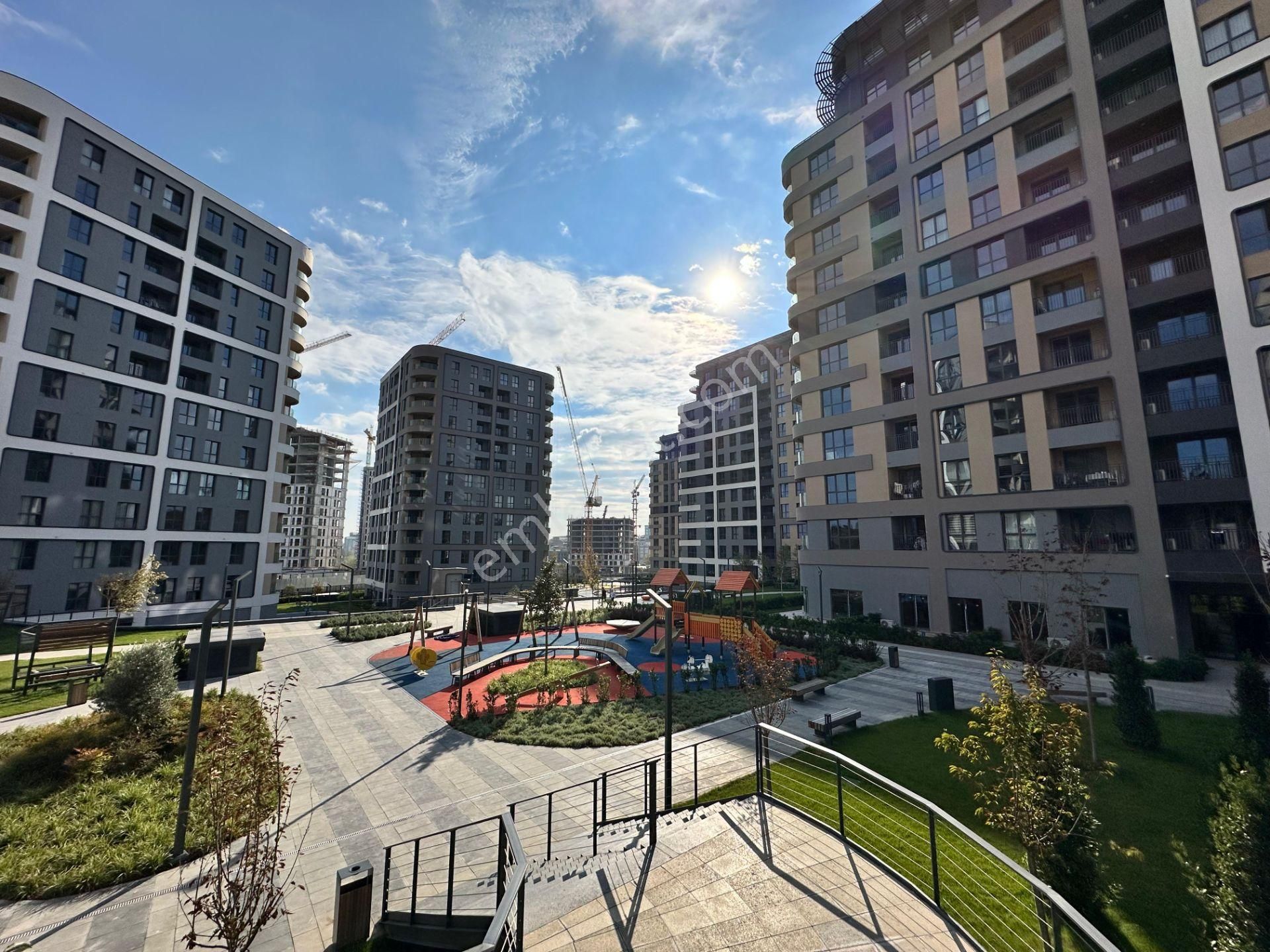 Ram's Cıty Haliç'te Deniz & Adalar & Peyzaj Manzaralı 1 + 1 - Görsel 2