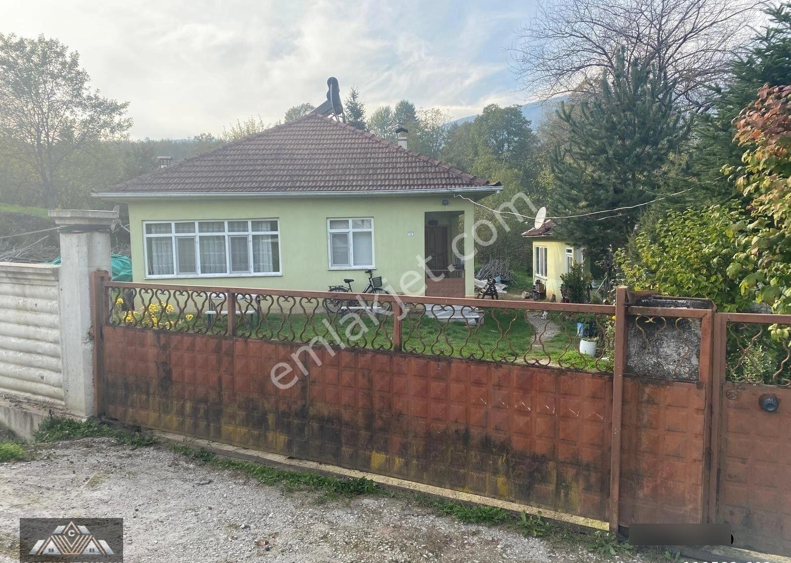 Canbulattan Gümüşova Kıyıköyde Satılık Müstakil Ev - Görsel 3