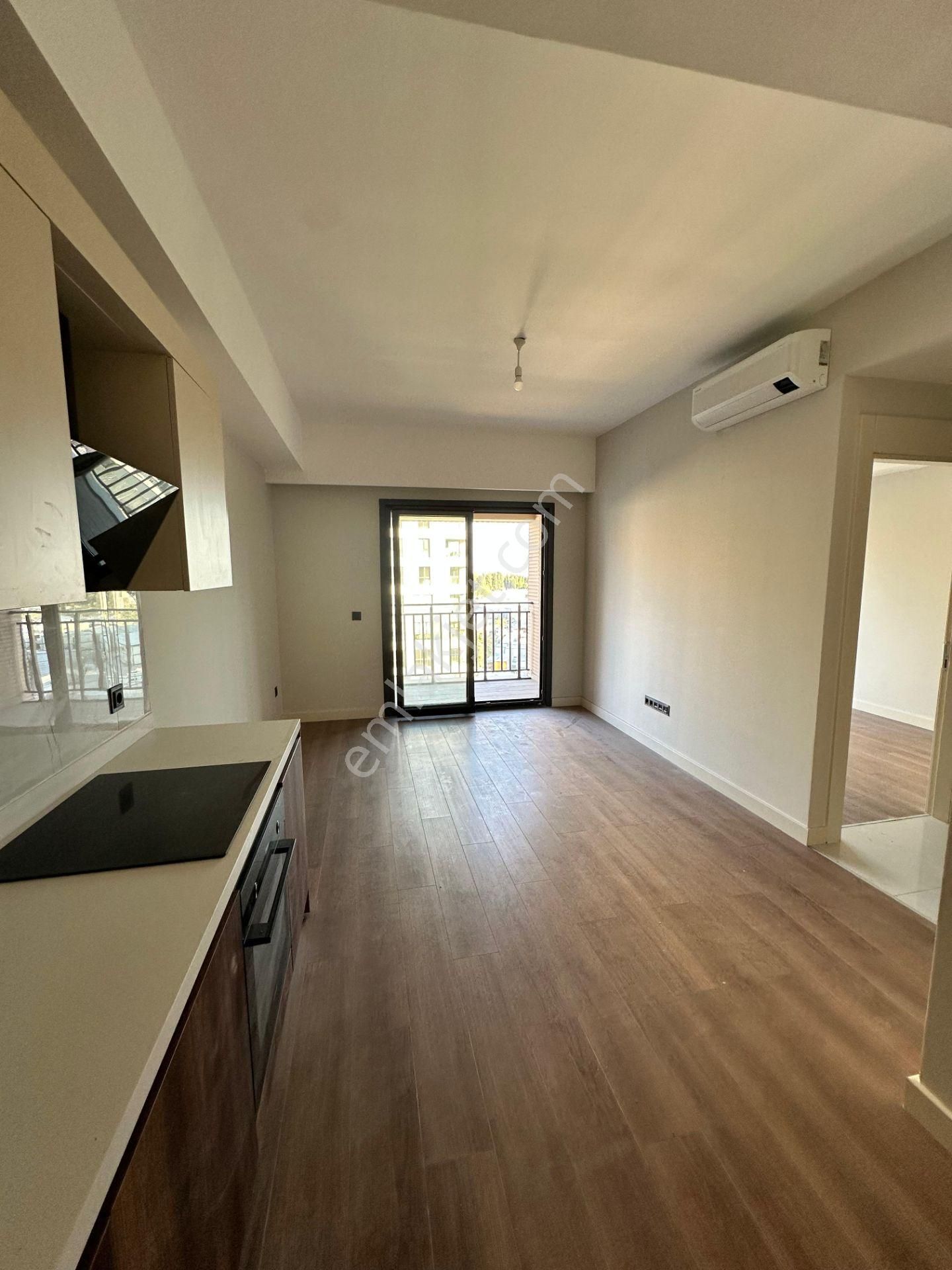 Ram's Cıty Haliç'te Deniz & Adalar & Peyzaj Manzaralı 1 + 1 - Görsel 7