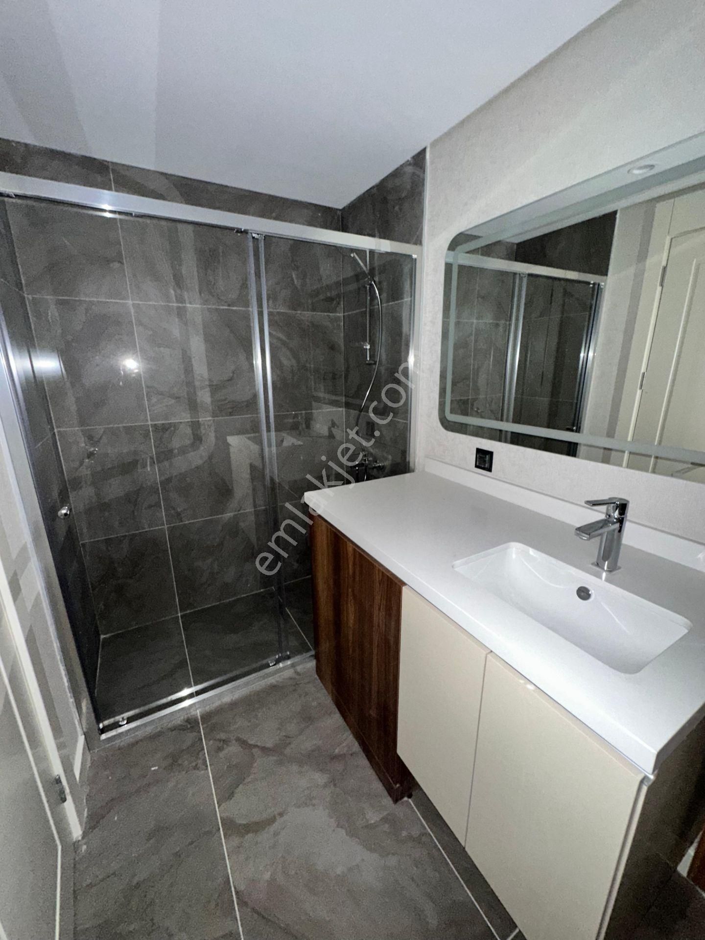 Ram's Cıty Haliç'te Deniz & Adalar & Peyzaj Manzaralı 1 + 1 - Görsel 12