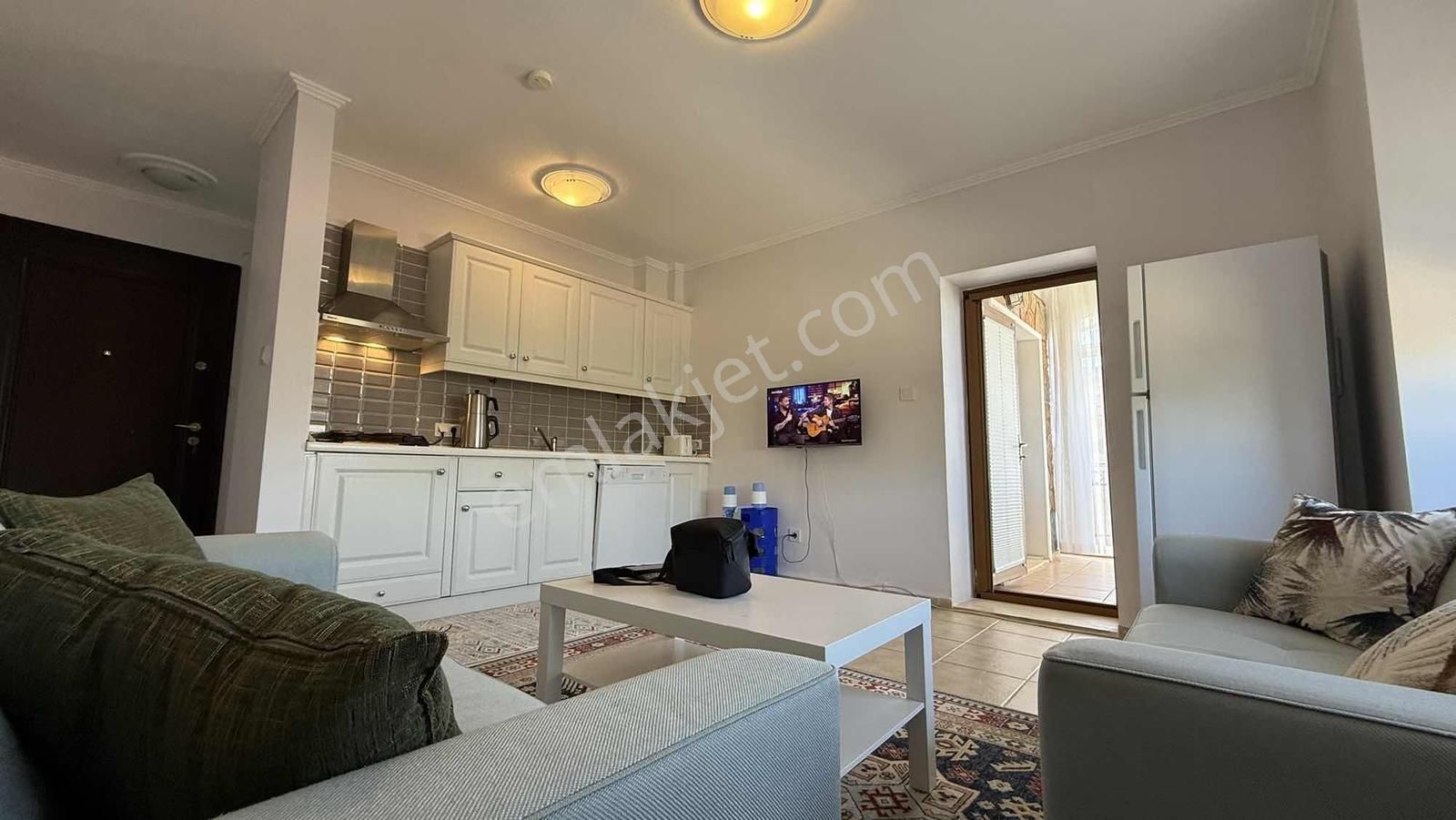 Bitez Denize Yürüme Mesafesinde Muhteşem Doğa Manzaralı Daire - Görsel 22