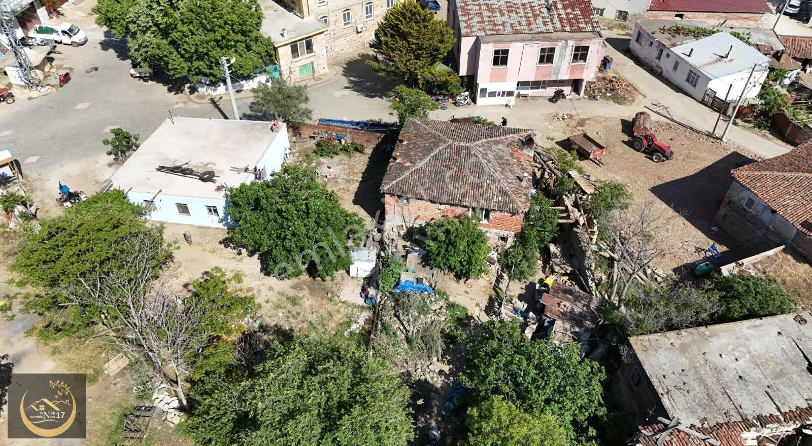 Çanakkale Merkez Aşağı Okçular Köyünde Müstakil Ev - Görsel 6