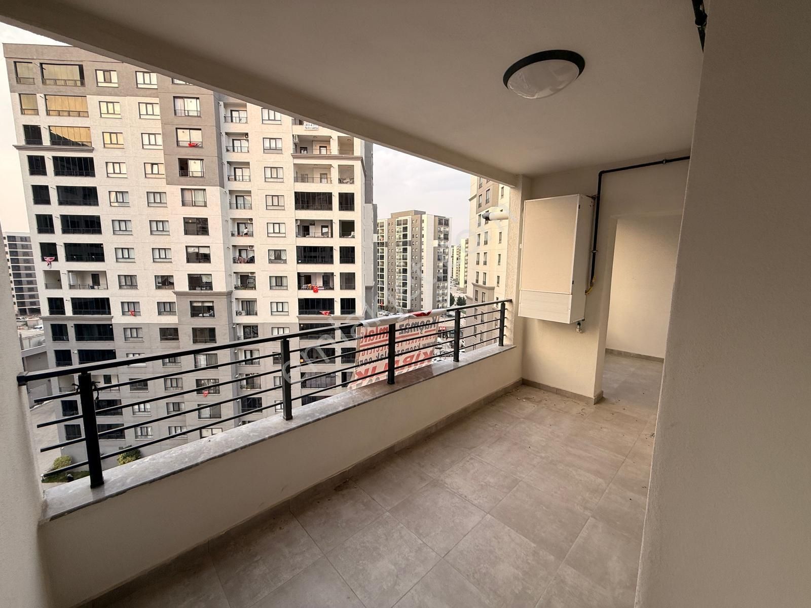 Kaçmaz Emlak Park Bulvar Kiralık Bakımlı 3+1 Daire - Görsel 3